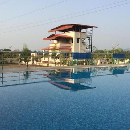 Hotel Sfurti Farms Badlapur Exterior foto